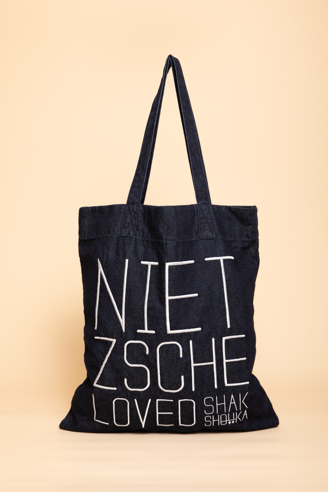 big tote nietzsche